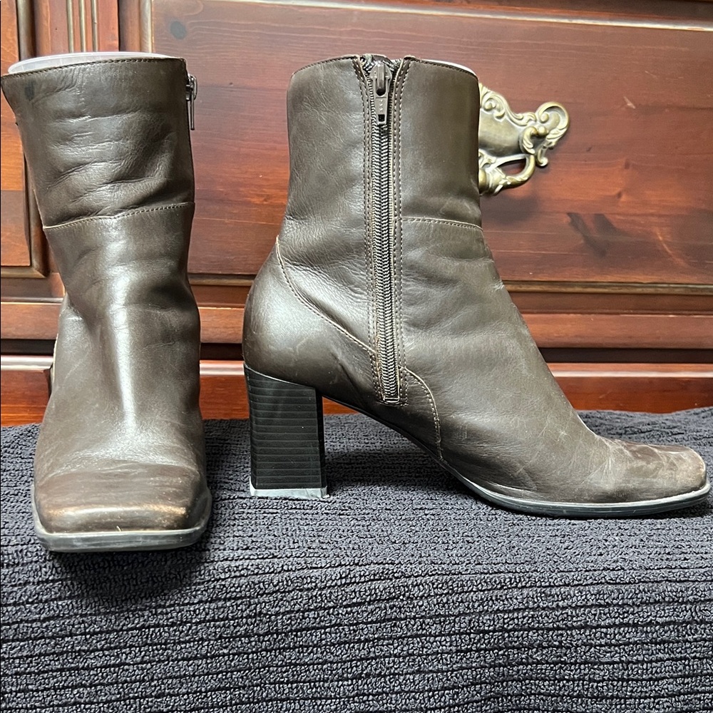 Cathy Jean Chocolate Heeled Boots